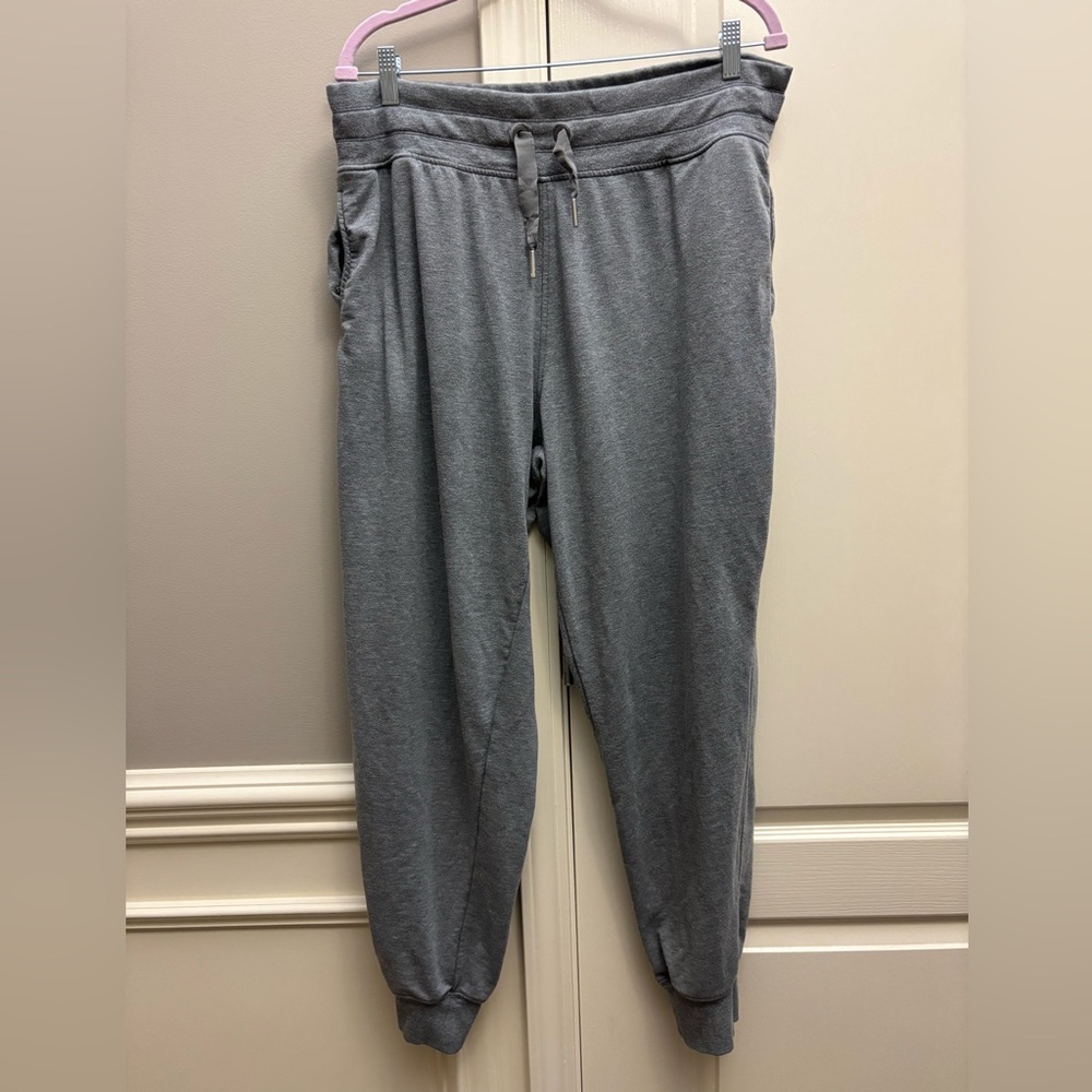 Women’s Athleta Balance jogger